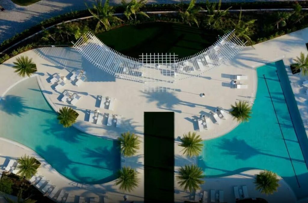 13783 Dalrada Avenue, Unit Whitestone, Palm Beach Gardens, FL 33418 Photo