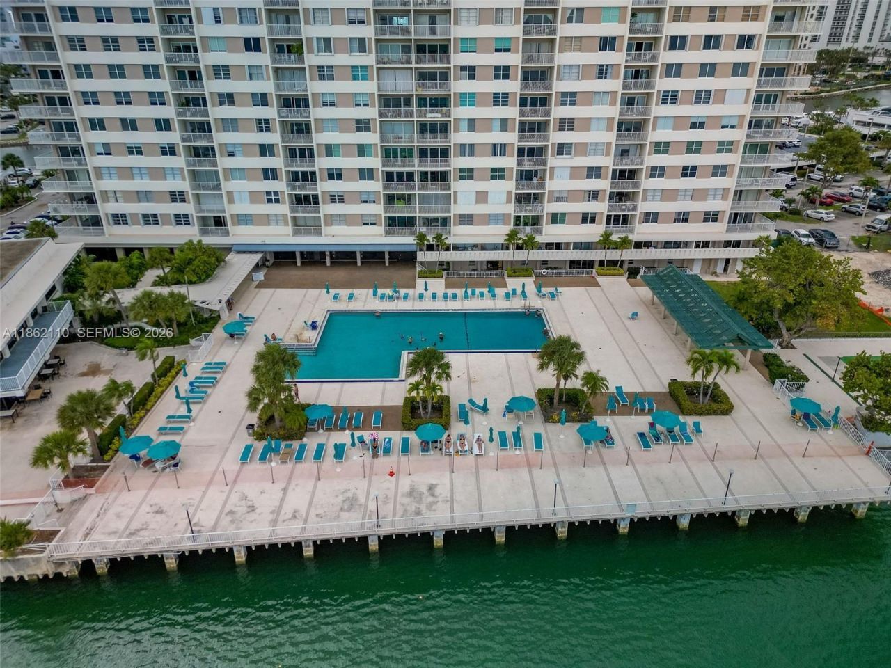 300 Bayview Dr, Unit 807, Sunny Isles Beach, FL 33160 Photo