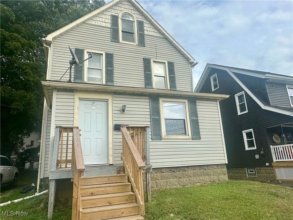 555 Lumiere Street, Unit B, Akron, OH 44306