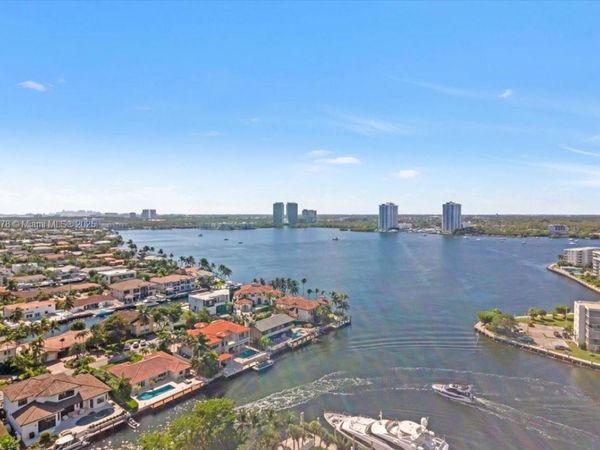 1000 Island Blvd, Unit 2003, Aventura, FL 33160