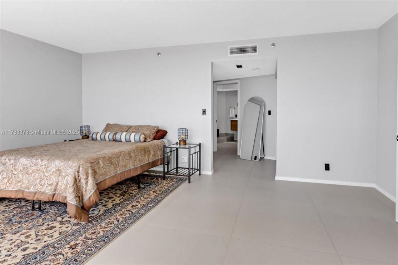 1000 Island Blvd, Unit 2003, Aventura, FL 33160 Photo