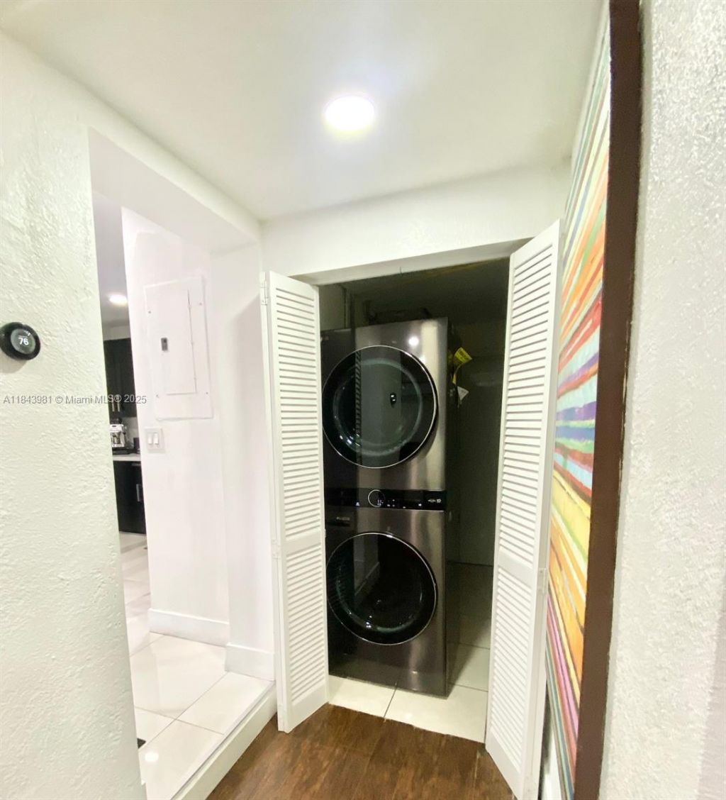 739 NW 112th St, Miami, FL 33168 Photo