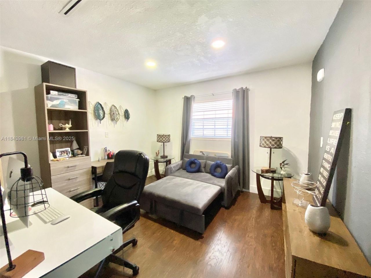 739 NW 112th St, Miami, FL 33168 Photo