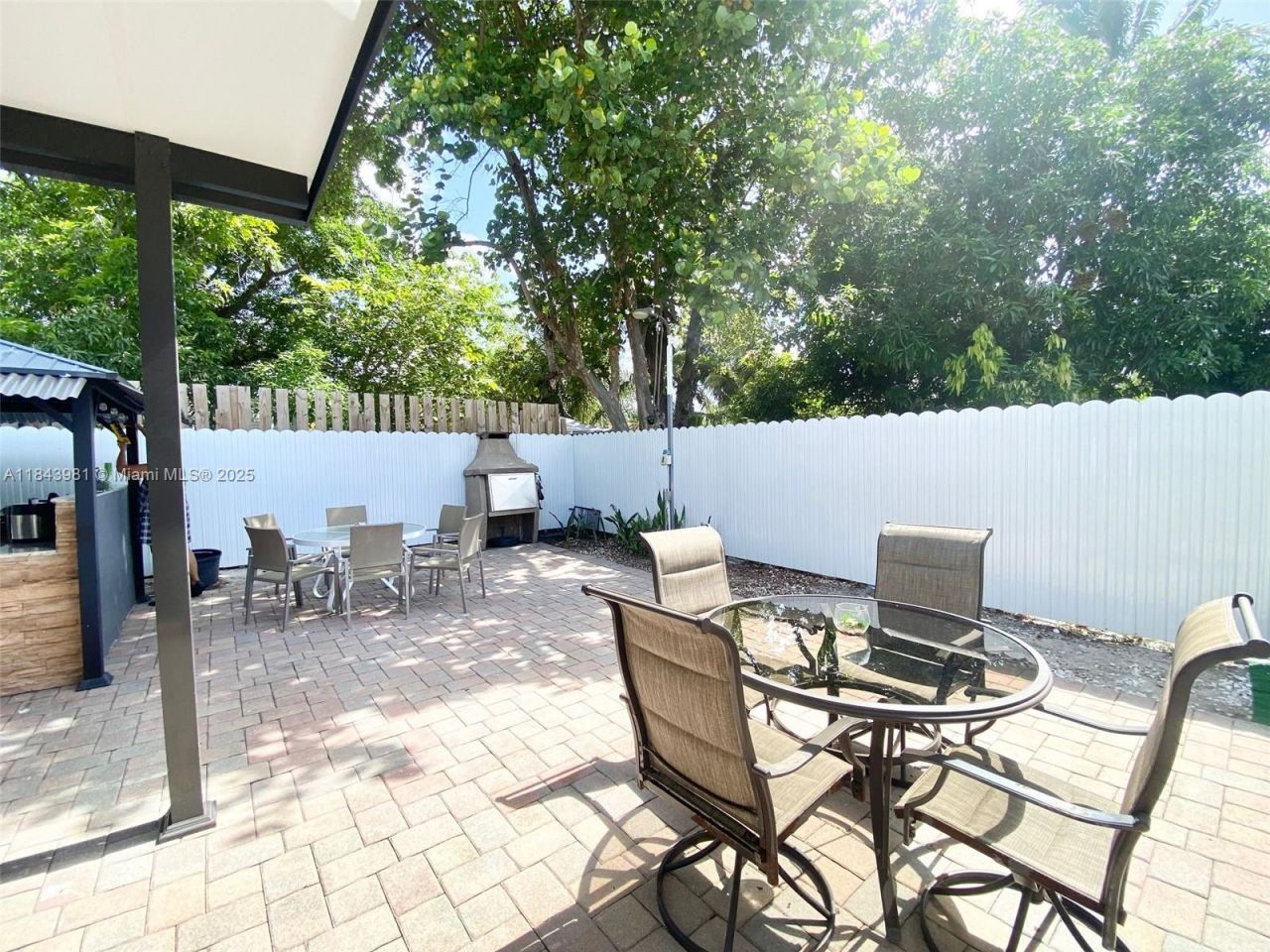 739 NW 112th St, Miami, FL 33168 Photo