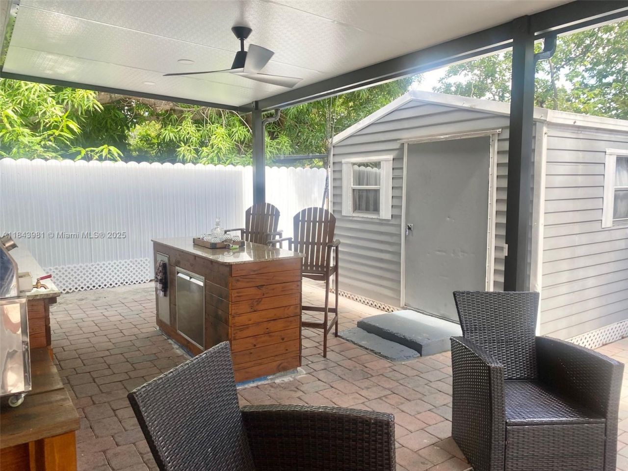 739 NW 112th St, Miami, FL 33168 Photo