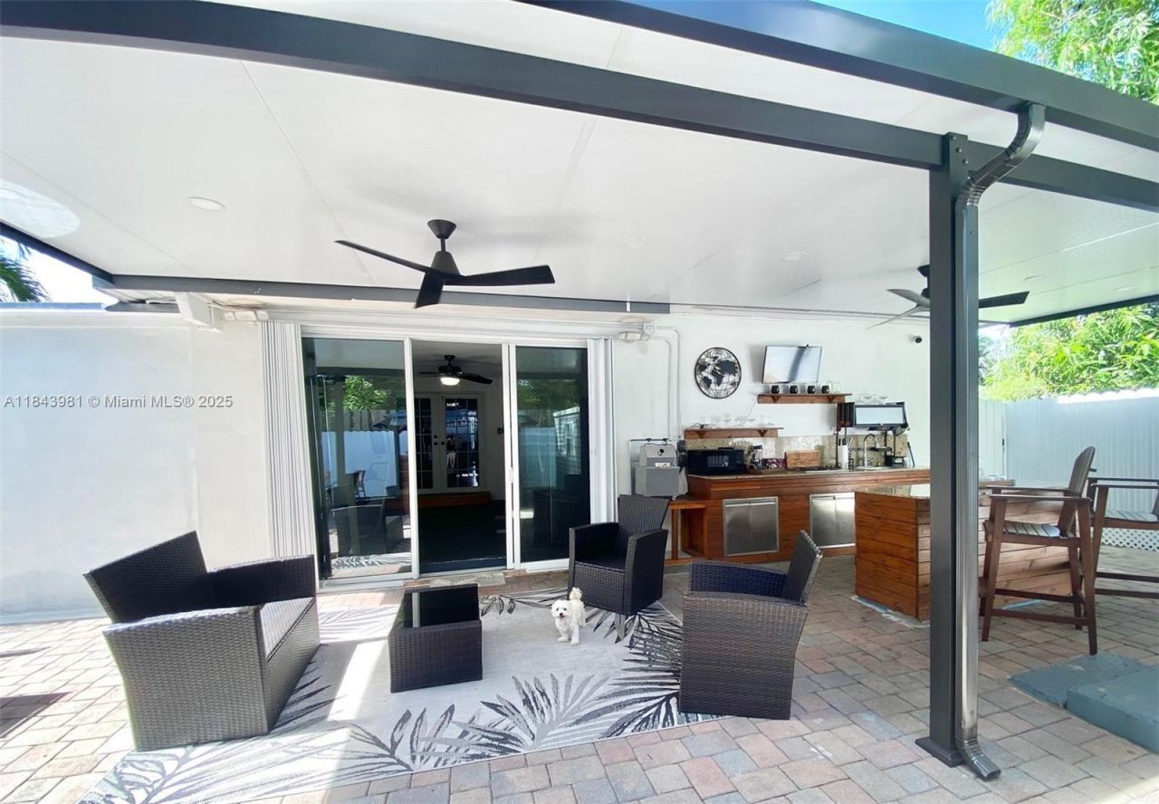 739 NW 112th St, Miami, FL 33168 Photo