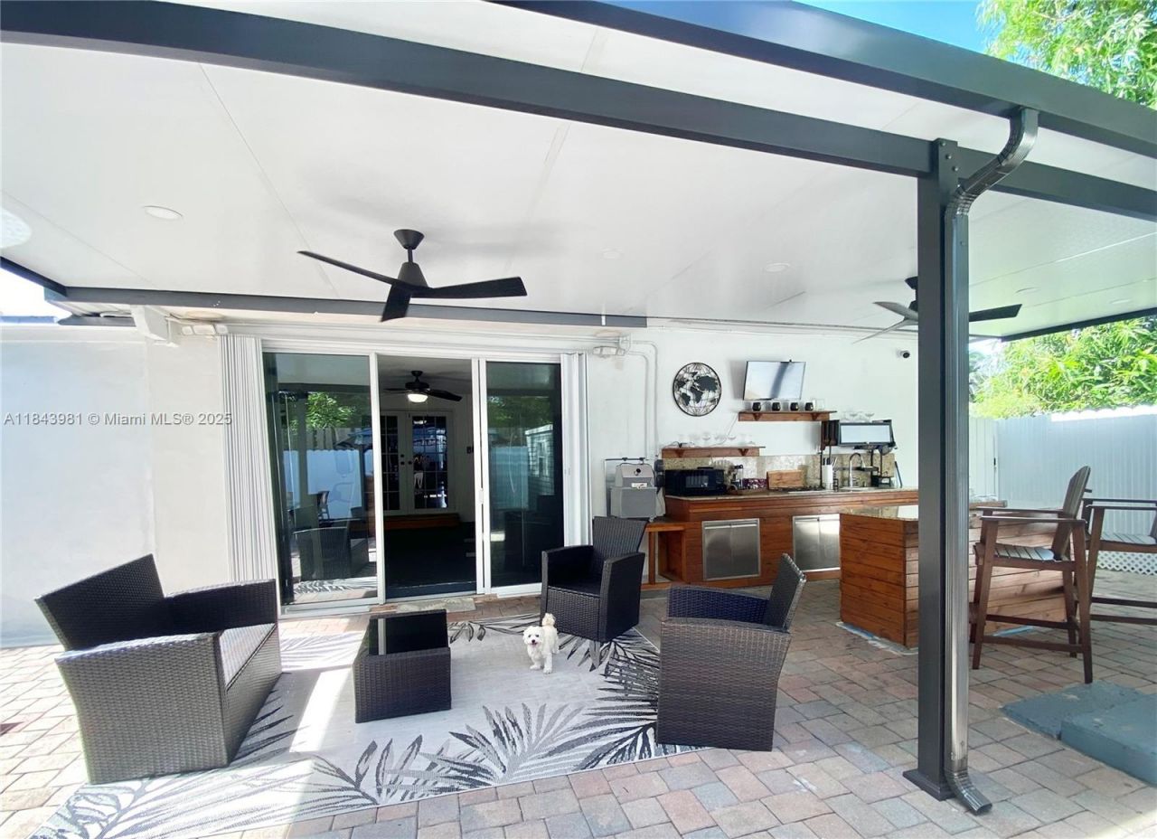 739 NW 112th St, Miami, FL 33168 Photo