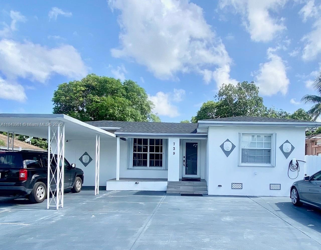 739 NW 112th St, Miami, FL 33168 Photo