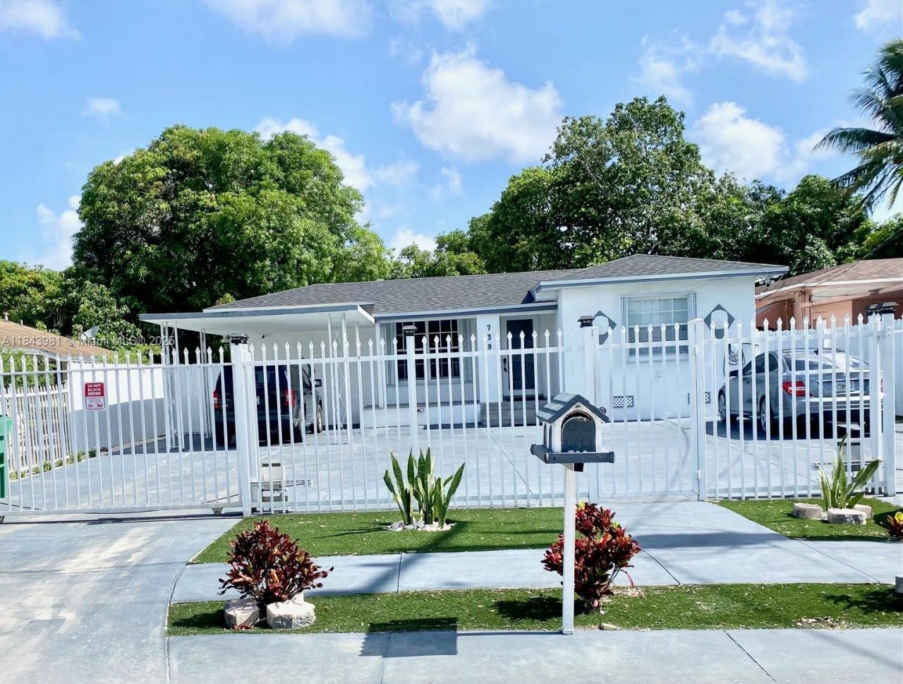 739 NW 112th St, Miami, FL 33168 Photo