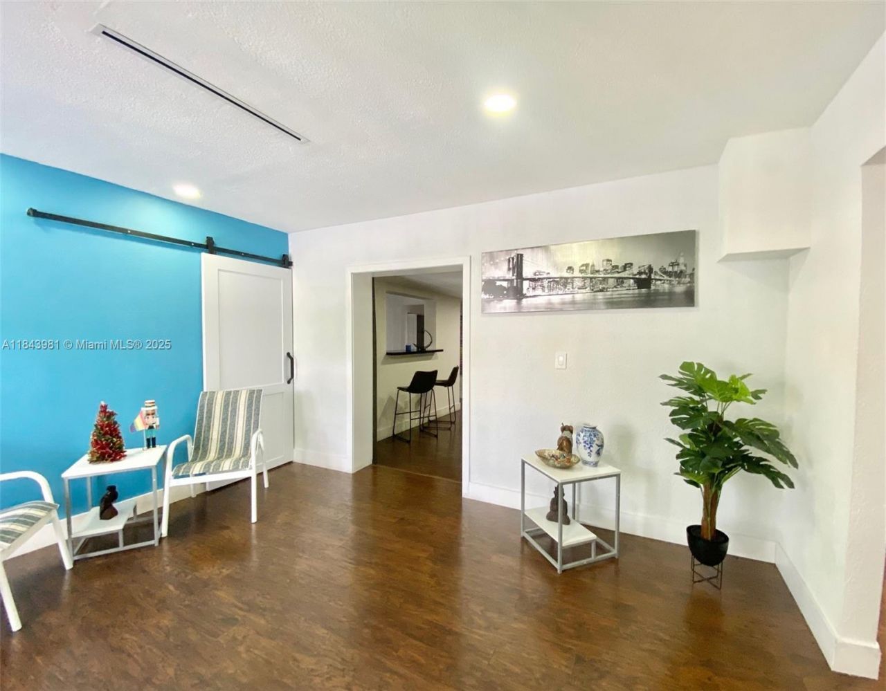 739 NW 112th St, Miami, FL 33168 Photo