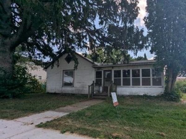 181 W Second Street, Vermontville, MI 49096