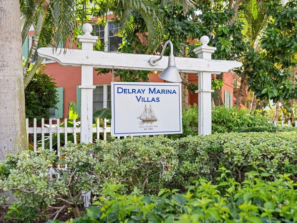 102 SE 7th Avenue, Unit Villa 4, Delray Beach, FL 33483