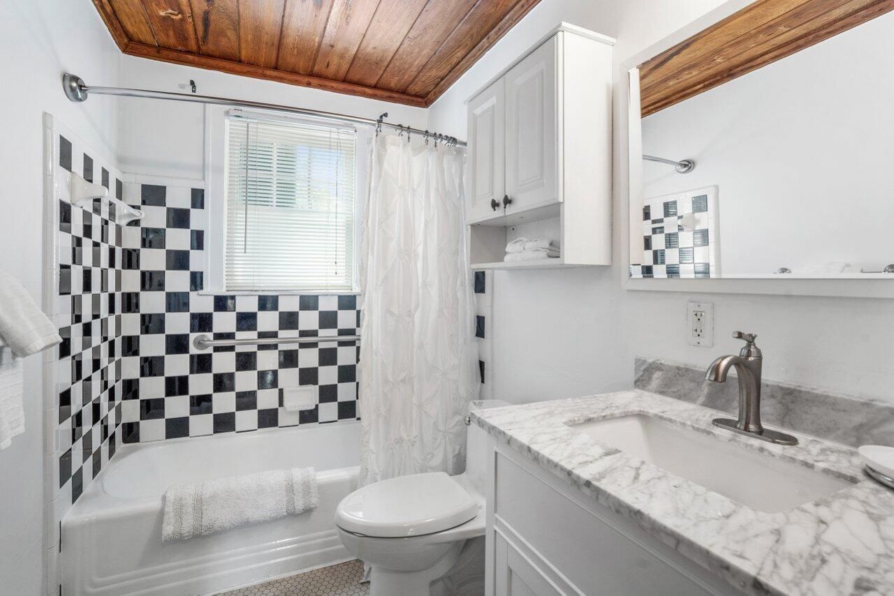 102 SE 7th Avenue, Unit Villa 2, Delray Beach, FL 33483 Photo