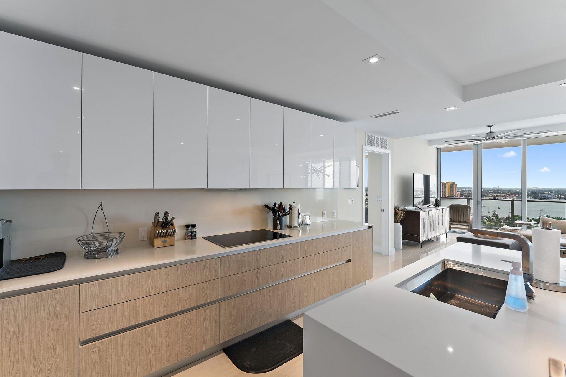 3100 N Ocean Drive, Unit 1906, Singer Island, FL 33404 Photo