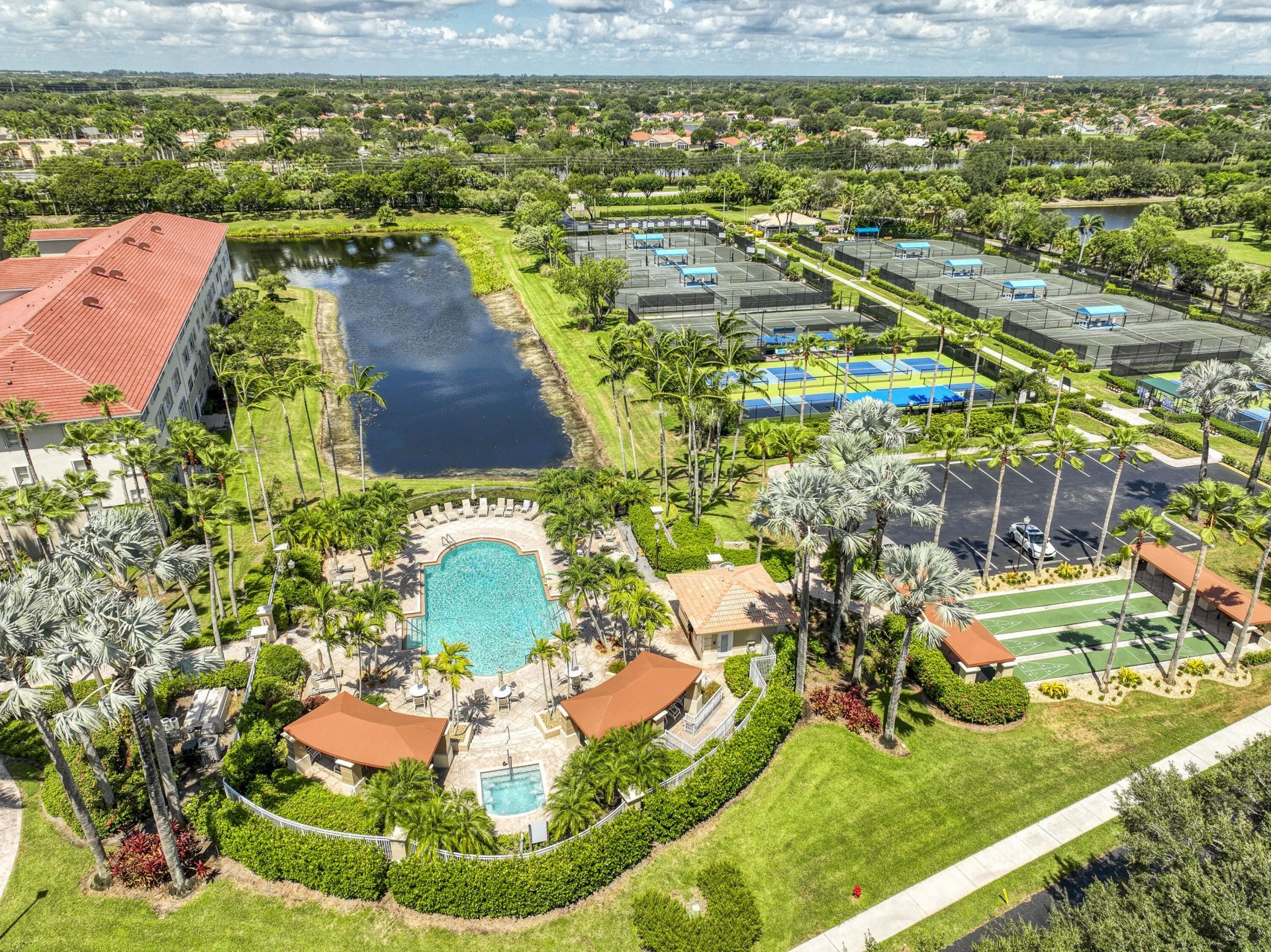 12547 Imperial Isle Drive, Unit 208, Boynton Beach, FL 33437 Photo