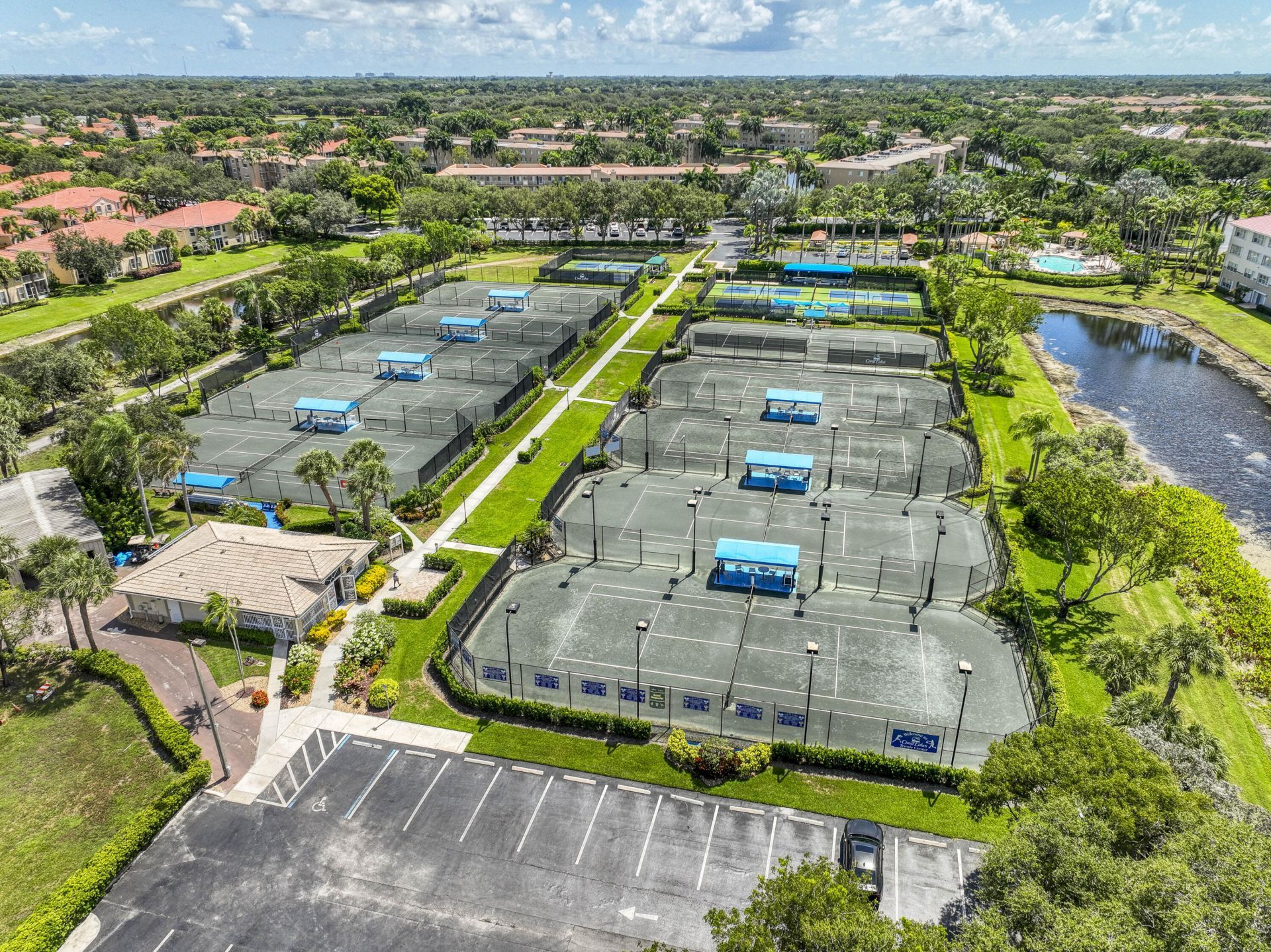 12547 Imperial Isle Drive, Unit 208, Boynton Beach, FL 33437 Photo