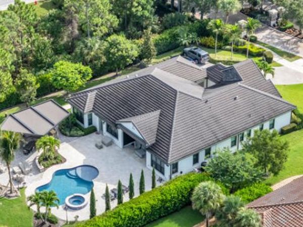 19240 SE Hidden Bridge Court, Jupiter, FL 33458