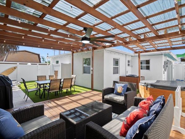 2741 Parker Avenue, West Palm Beach, FL 33405