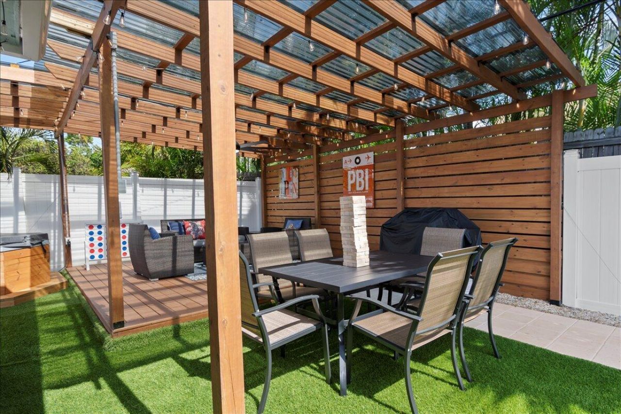 2741 Parker Avenue, West Palm Beach, FL 33405 Photo