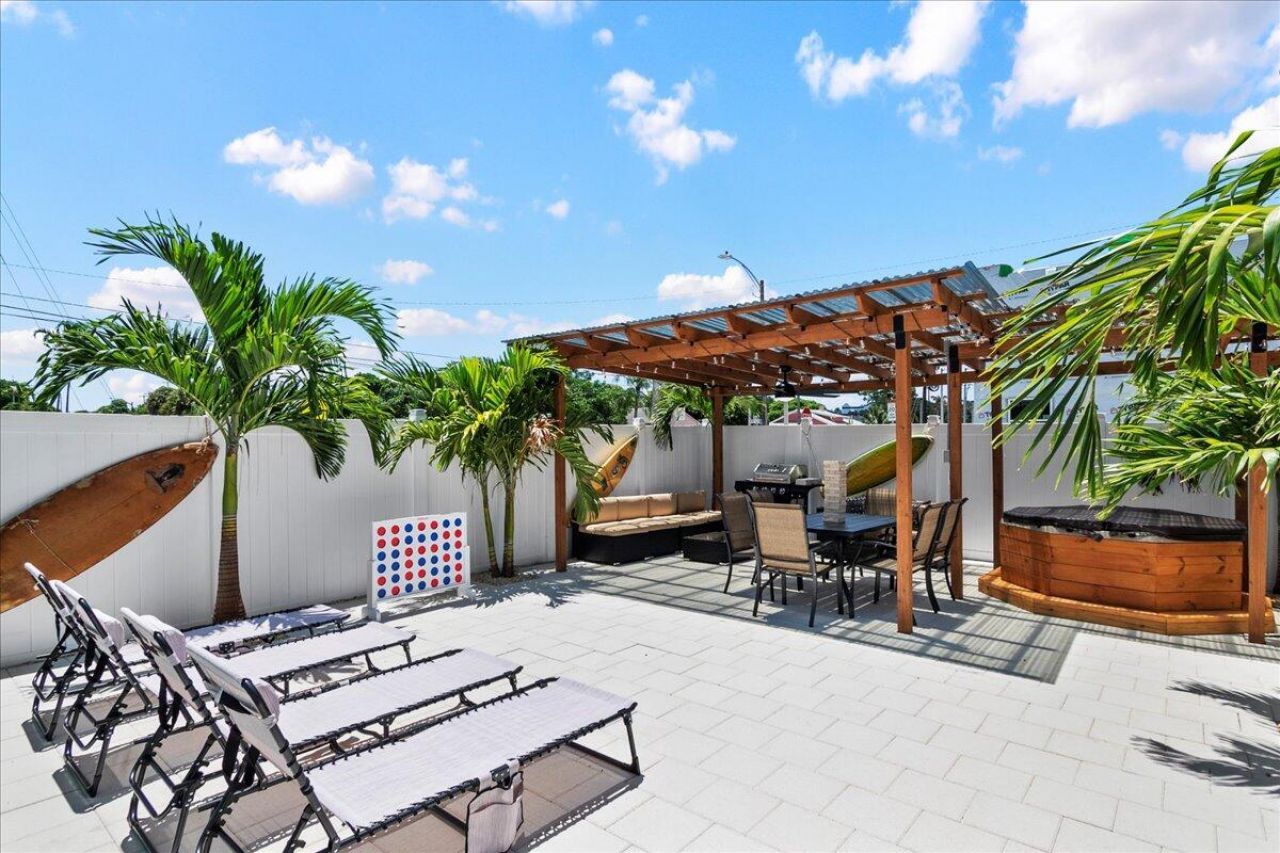 2741 Parker Avenue, West Palm Beach, FL 33405 Photo