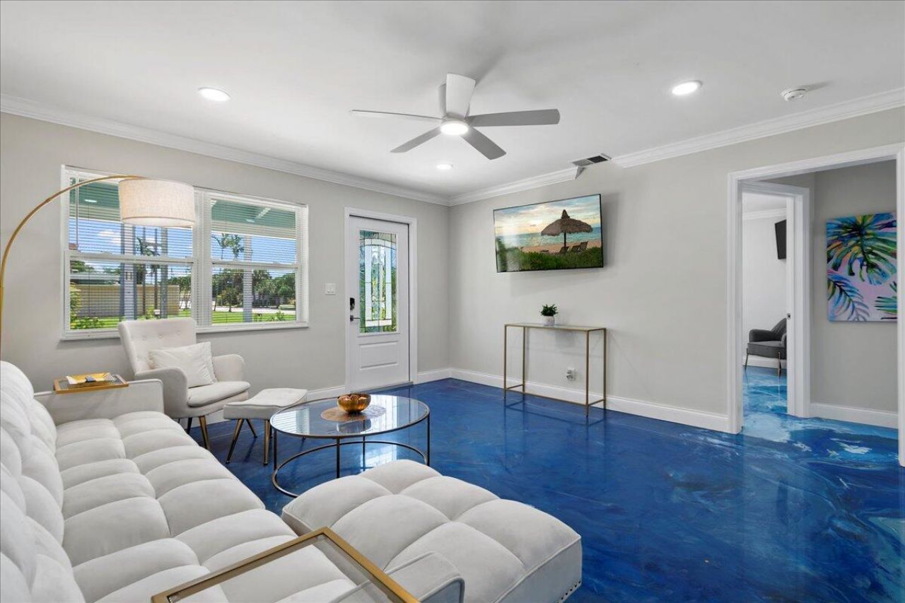 2741 Parker Avenue, West Palm Beach, FL 33405 Photo