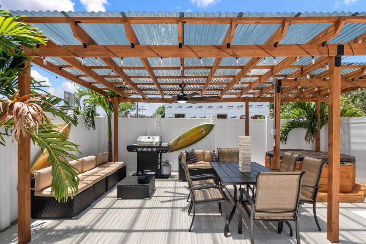 2741 Parker Avenue, West Palm Beach, FL 33405 Photo