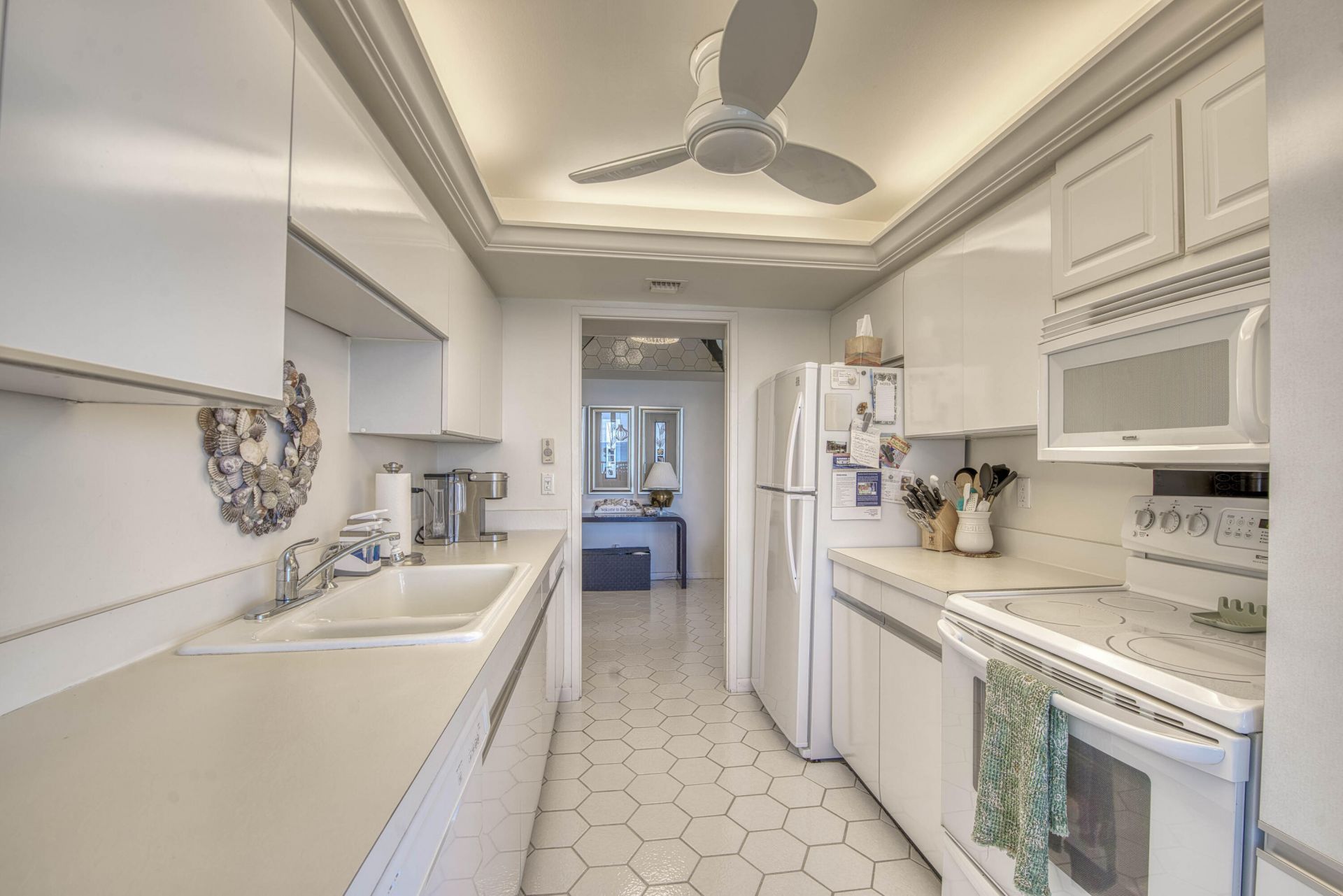 5540 N Ocean Drive, Unit 7a, Singer Island, FL 33404 Photo