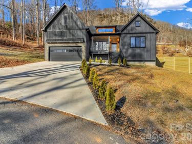 63 Winding Ridge Road, Fairview, NC 28730
