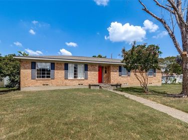10785 Coogan Street, Dallas, TX 75229