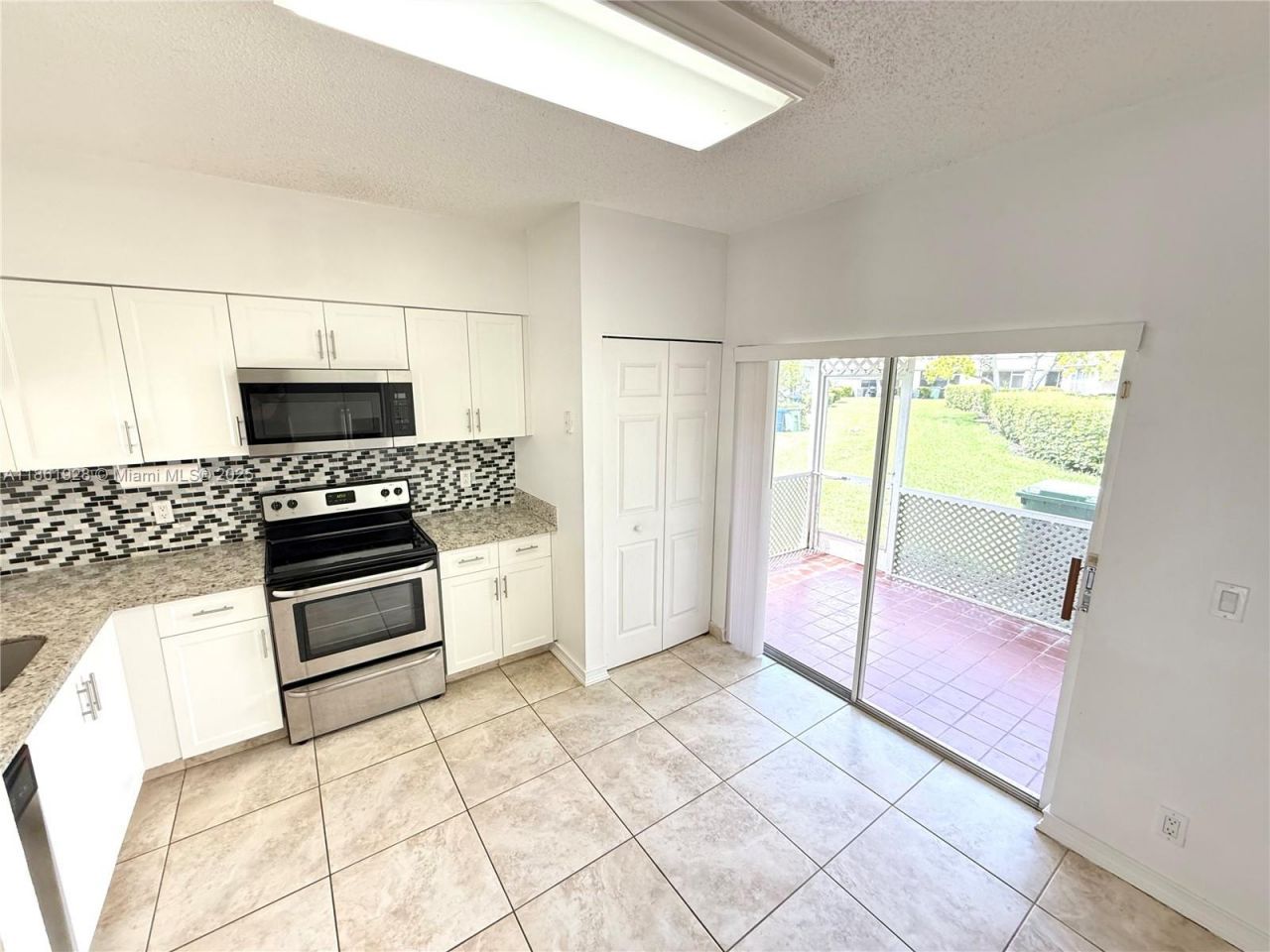 70 Whitehead Cir, Unit 70, Weston, FL 33326 Photo