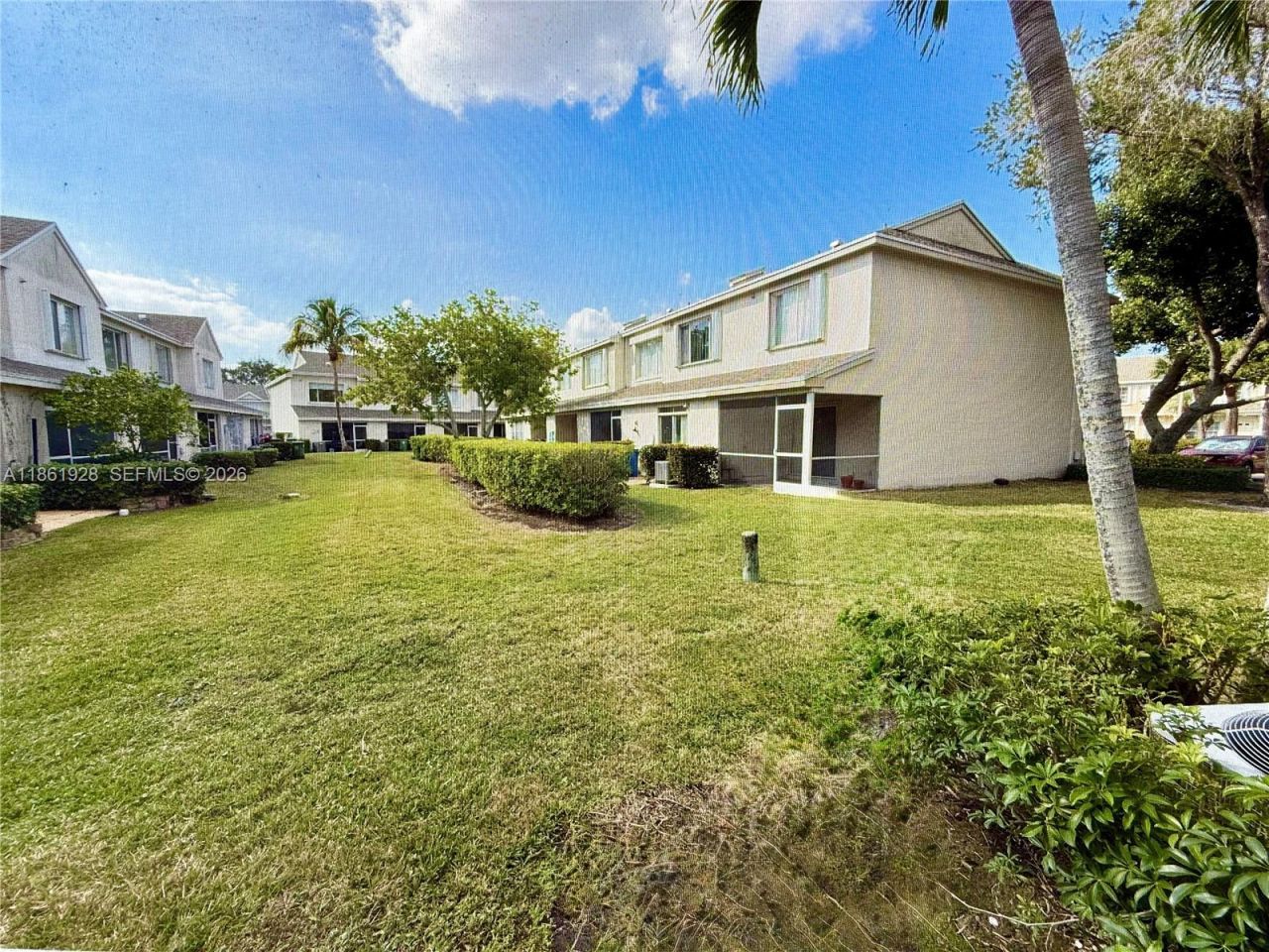70 Whitehead Cir, Unit 70, Weston, FL 33326 Photo