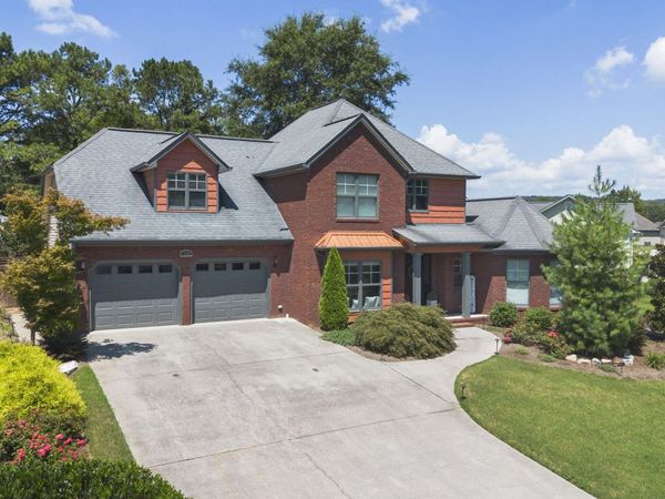 509 Thoroughbred Drive, Cleveland, TN 37312