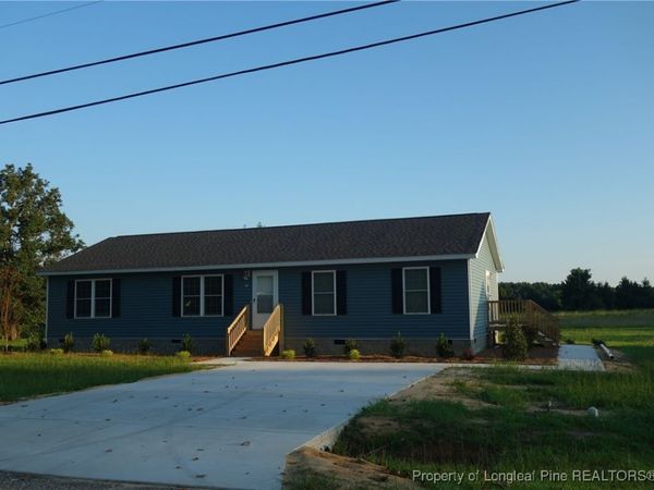273 E Poplar Street, Bladenboro, NC 28320