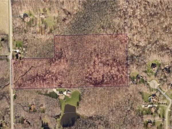 16677 Messenger Road, Chagrin Falls, OH 44023