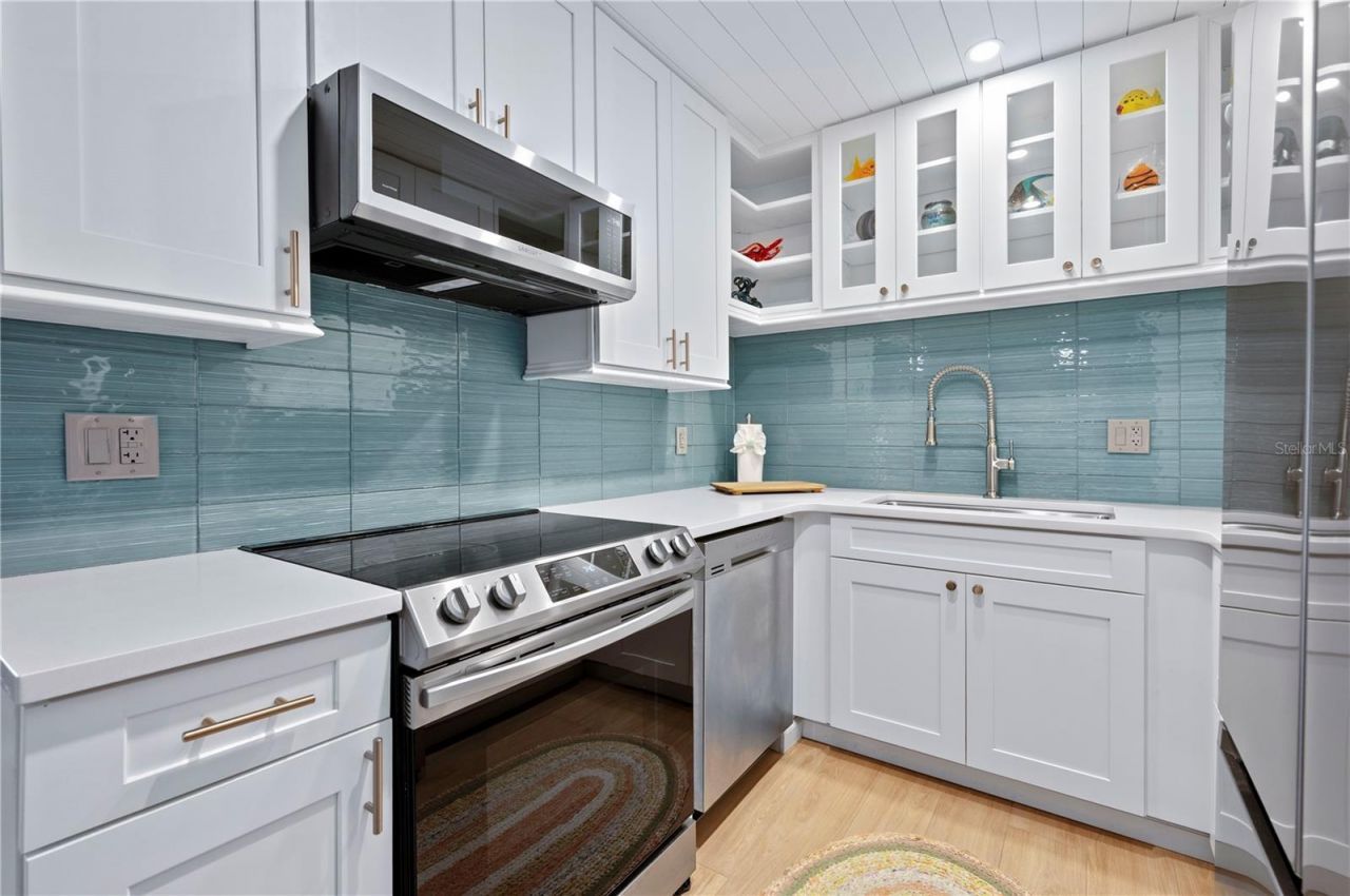 3800 Saxon Drive, Unit 19B, New Smyrna Beach, FL 32169 Photo