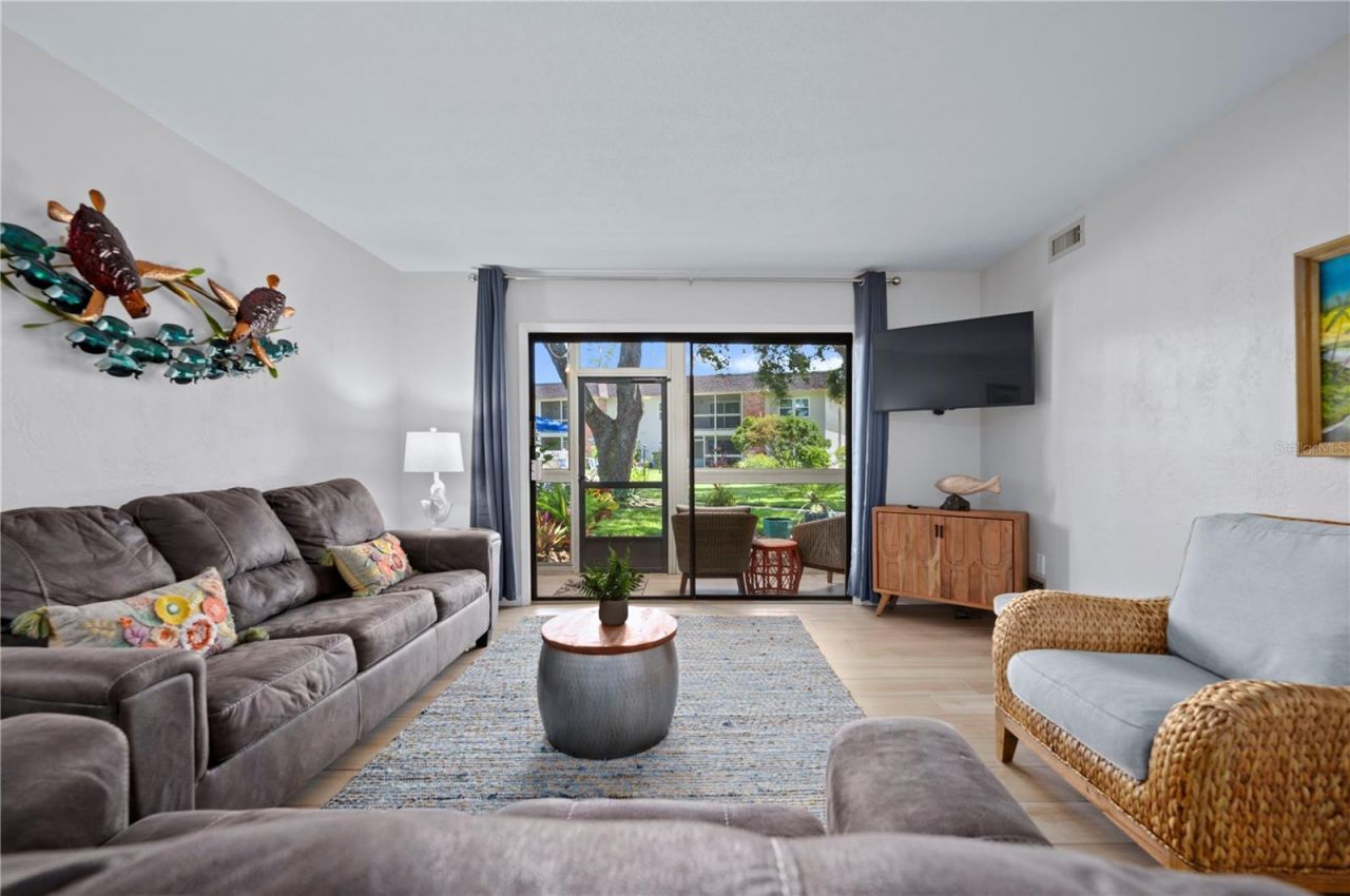 3800 Saxon Drive, Unit 19B, New Smyrna Beach, FL 32169 Photo