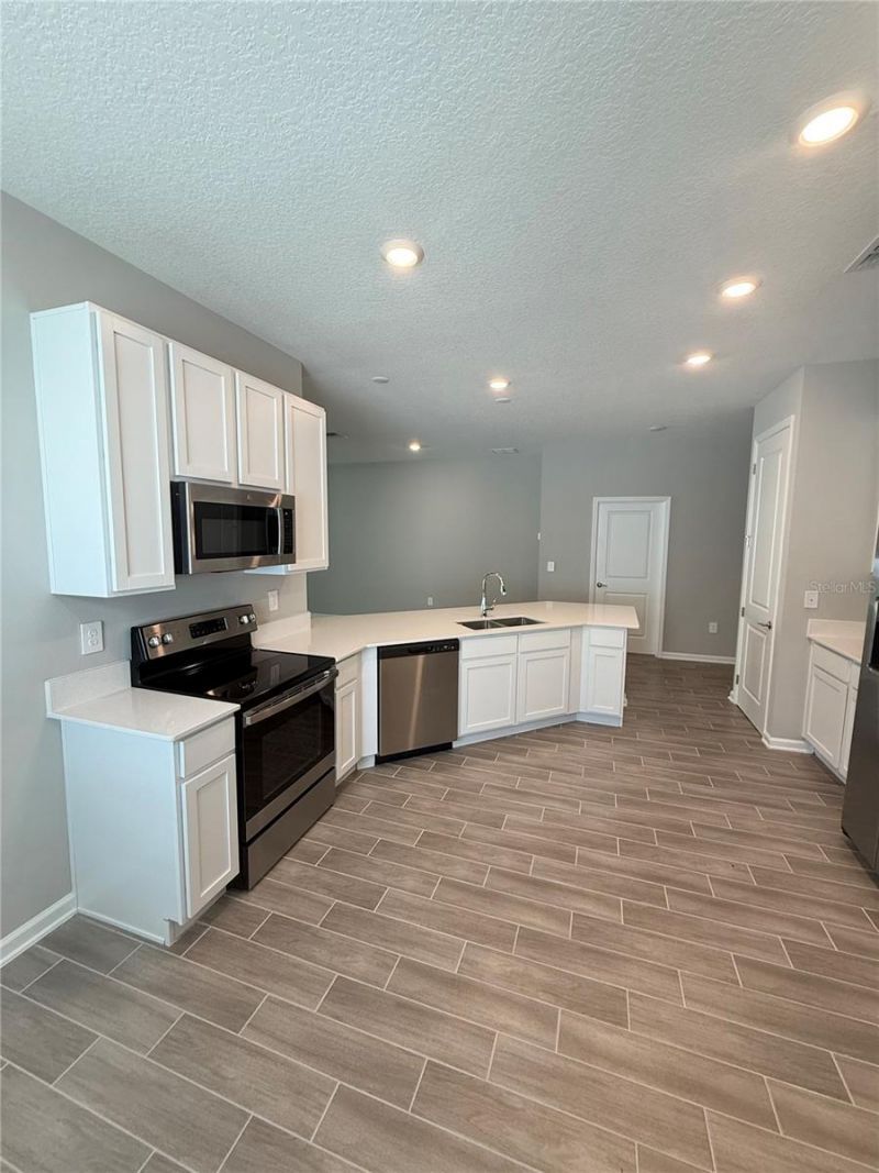 1000 Peach Creek Drive, Osteen, FL 32764 Photo