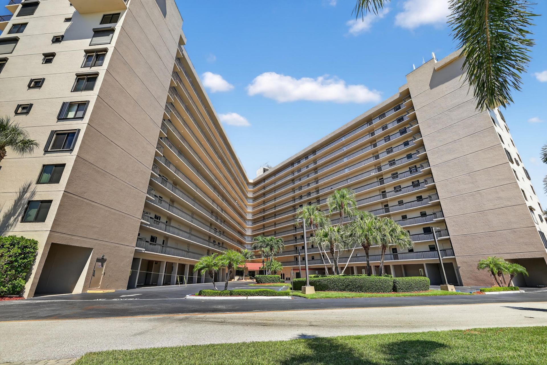 801 S Ocean Drive, Unit 910, Fort Pierce, FL 34949 Photo