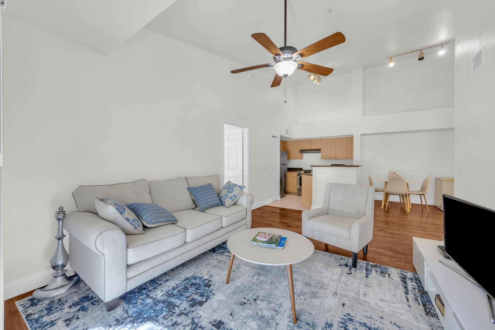 4241 San Marino Boulevard, Unit 207, West Palm Beach, FL 33409 Photo