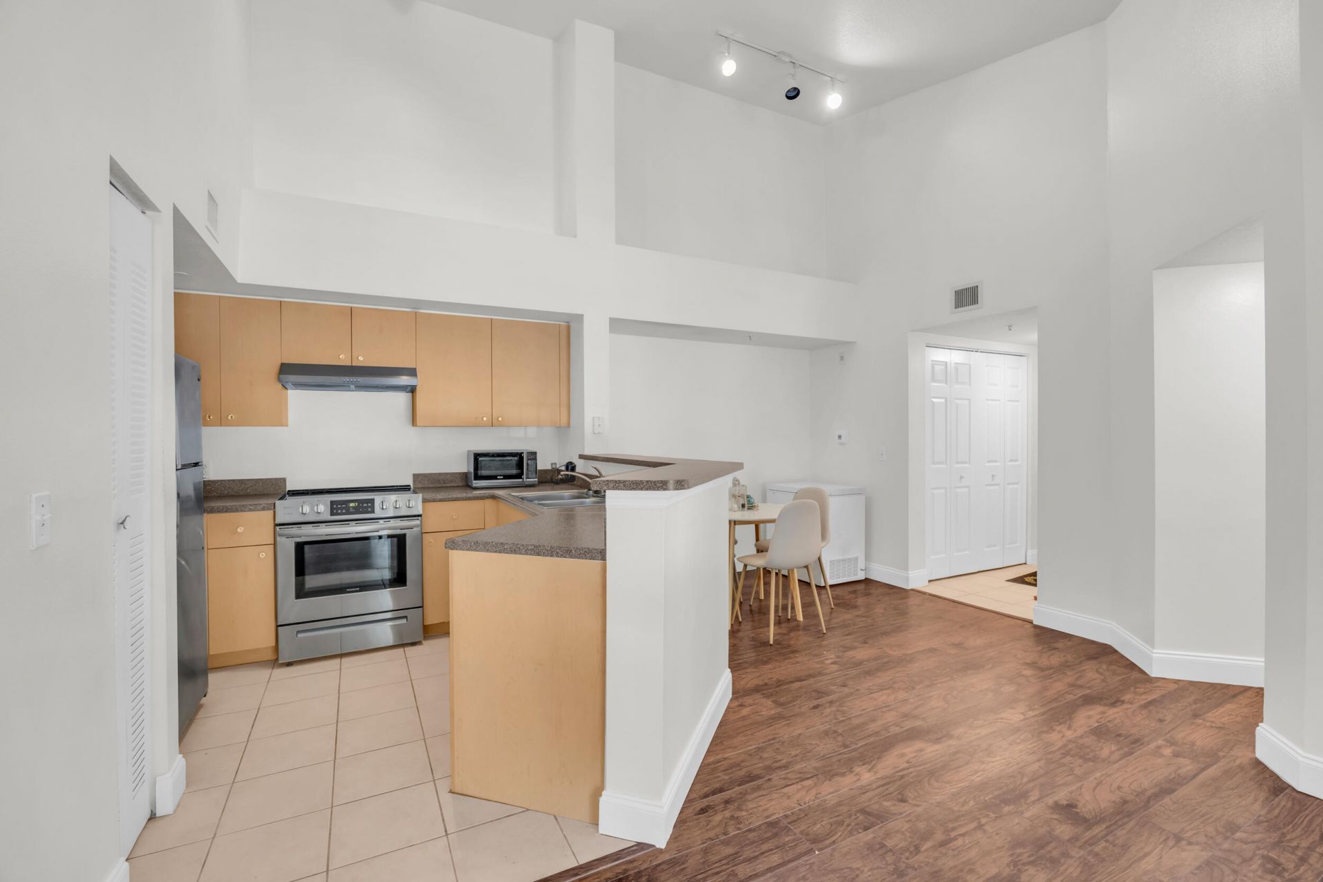 4241 San Marino Boulevard, Unit 207, West Palm Beach, FL 33409 Photo