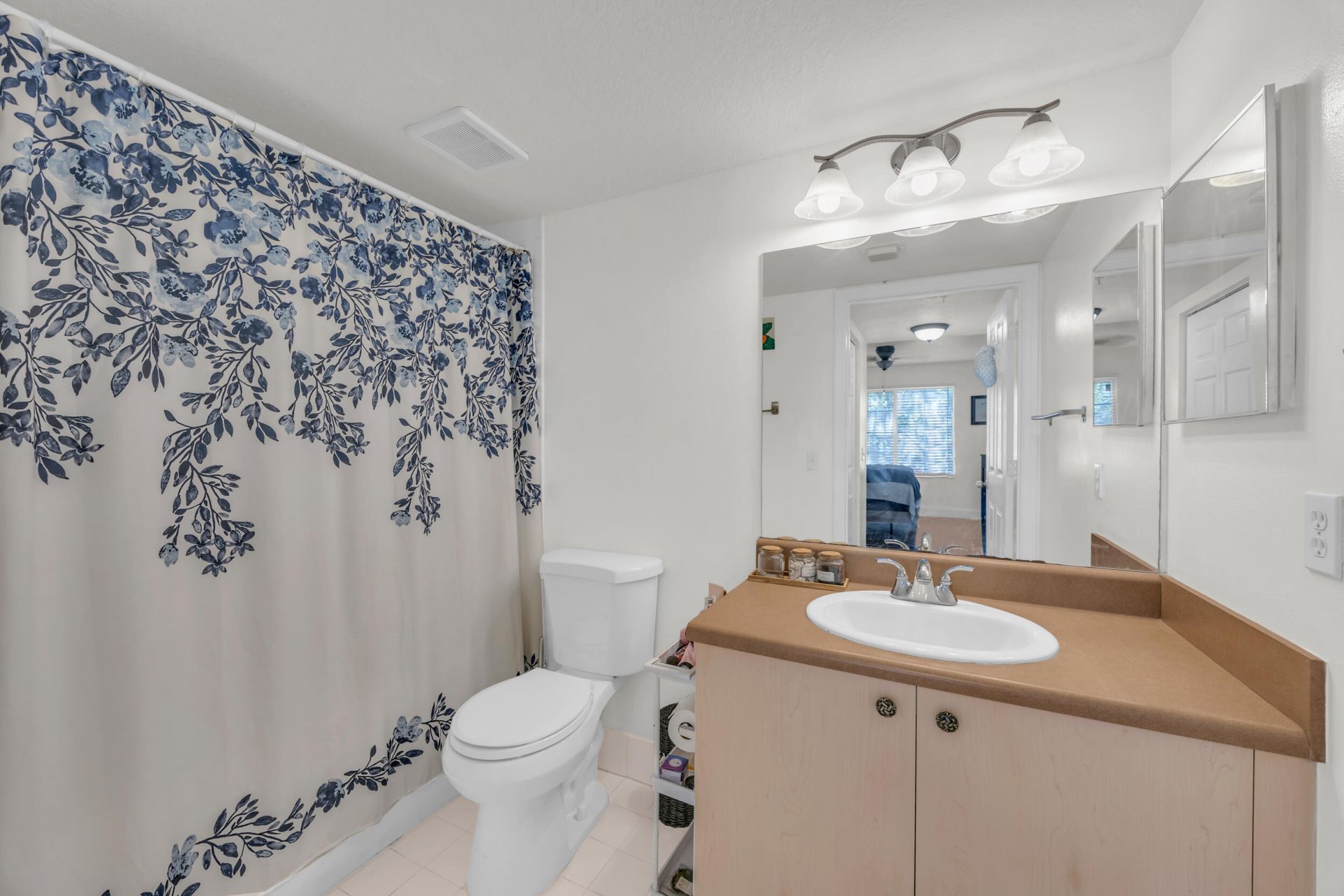 4241 San Marino Boulevard, Unit 207, West Palm Beach, FL 33409 Photo