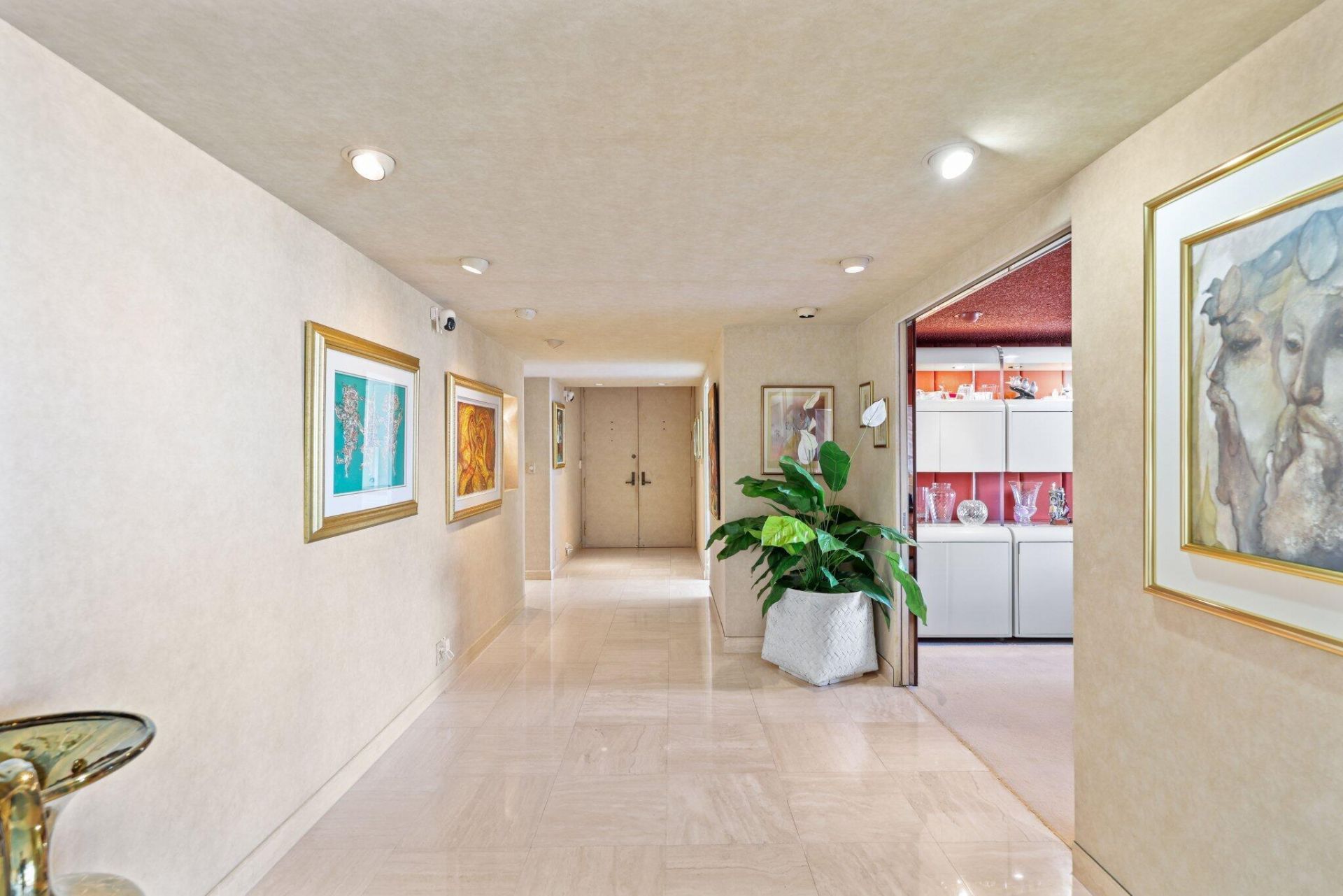 5500 Collins Avenue, Unit 1401, Miami Beach, FL 33140 Photo