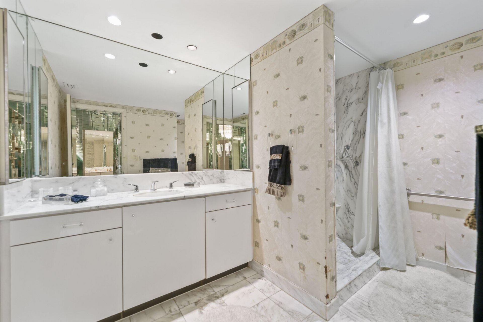 5500 Collins Avenue, Unit 1401, Miami Beach, FL 33140 Photo