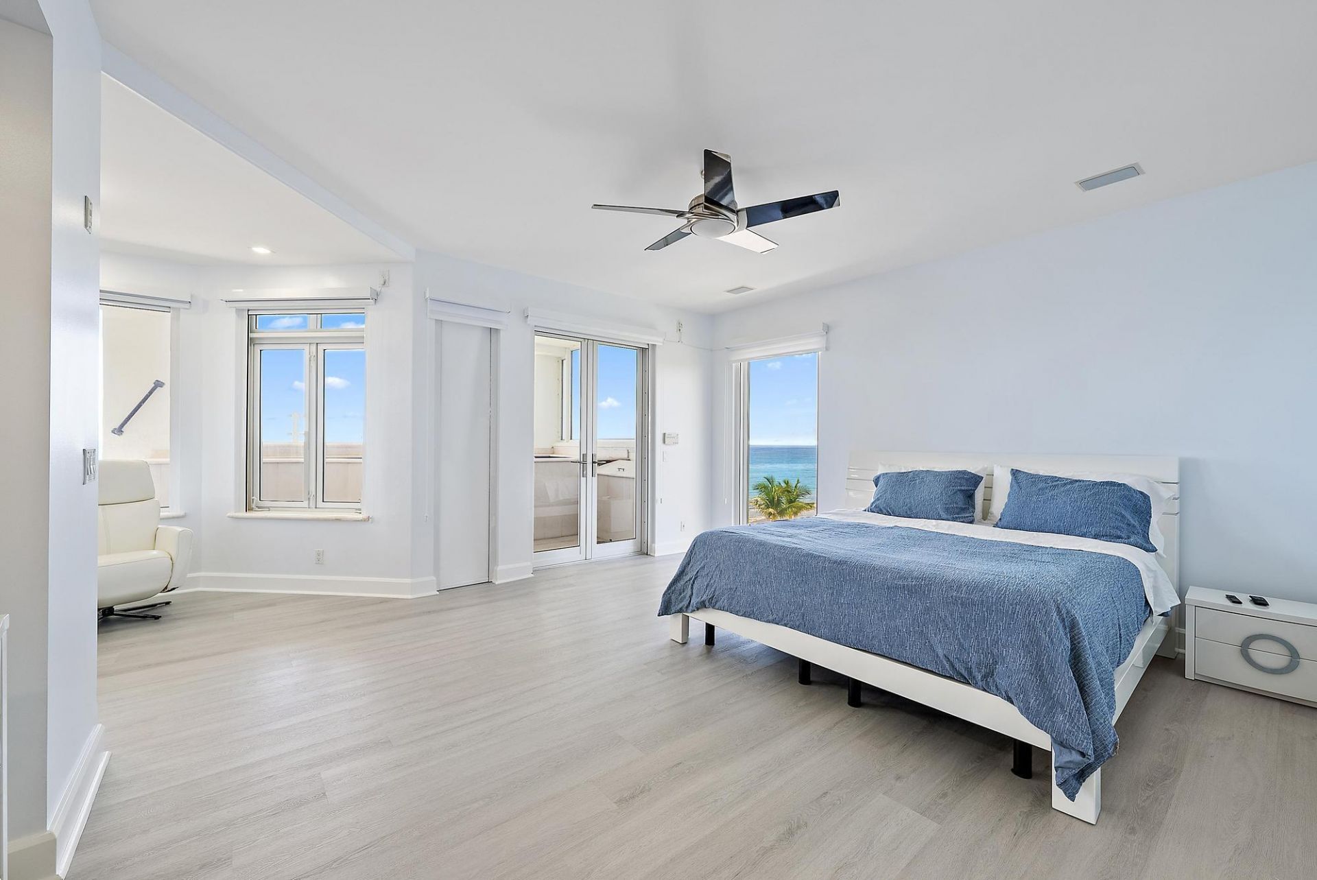 2070 N Ocean Boulevard, Unit Ph4, Boca Raton, FL 33431 Photo