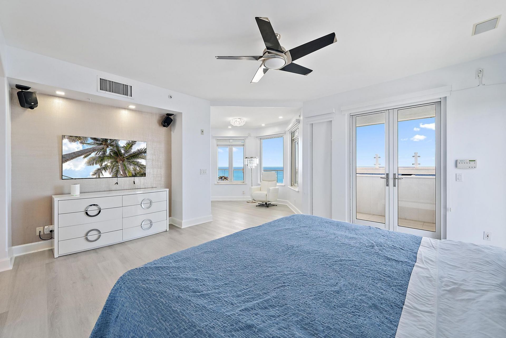 2070 N Ocean Boulevard, Unit Ph4, Boca Raton, FL 33431 Photo