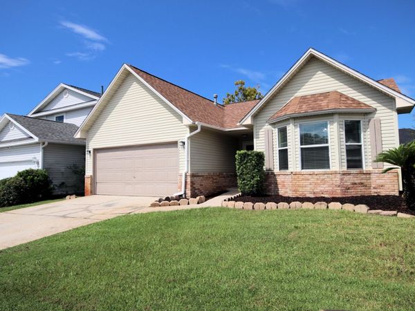 406 Springate Court, Mary Esther, FL 32569