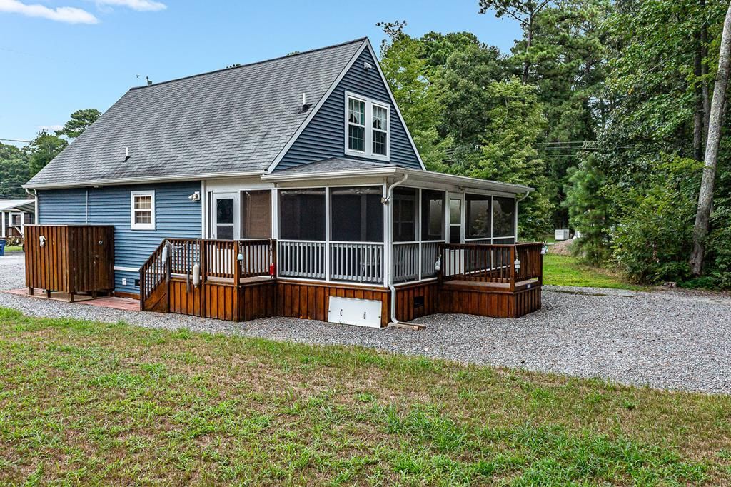 545 Chesapeake Beach Road, Reedville, VA 22539 Main Photo