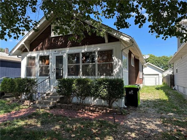 1026 E 21st Avenue, Kansas City, MO 64116