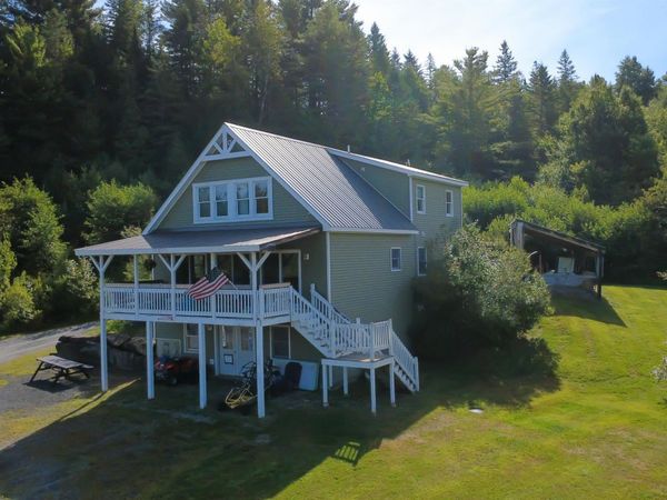 902 Vermont Route 16, Hardwick, VT 05843