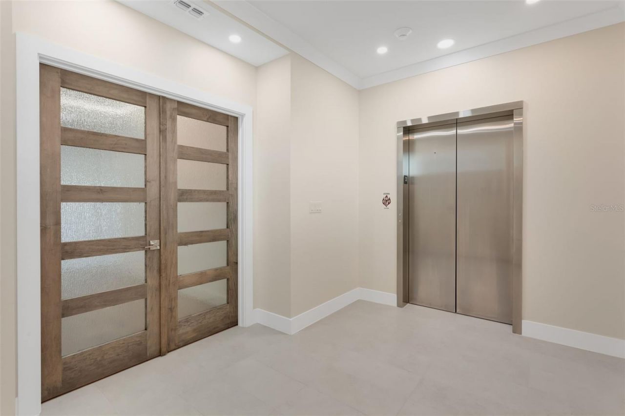 455 Pinellas Bayway S, Unit 3B, Tierra Verde, FL 33715 Photo